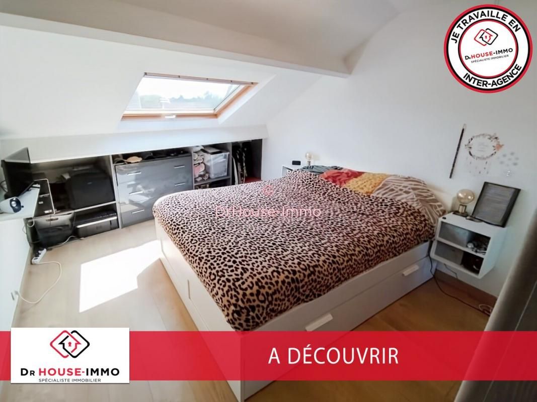2 bedrooms Apartment in Linas, France No. 169197