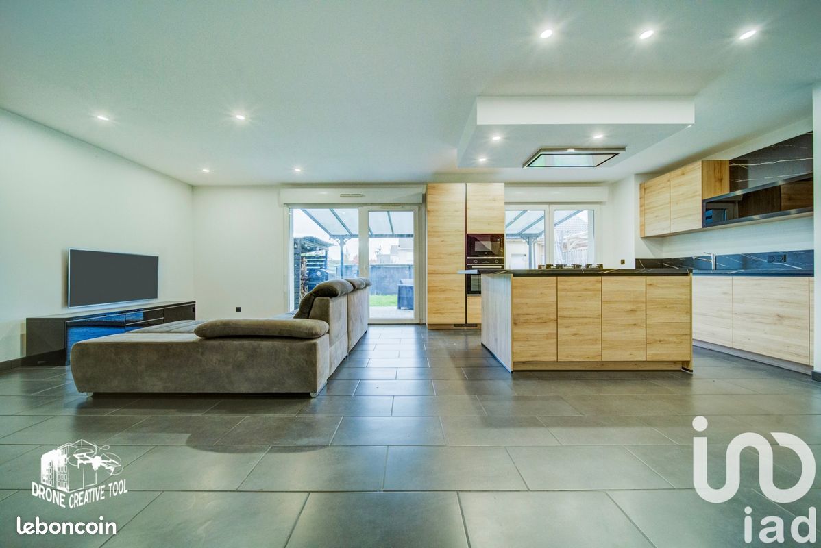 4-salle Maison à Amnéville, France No. 40641