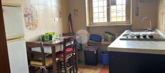 2-salle Appartement à Rome, Italy No. 230957 17