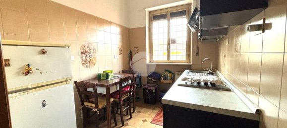 2-salle Appartement à Rome, Italy No. 230957 16
