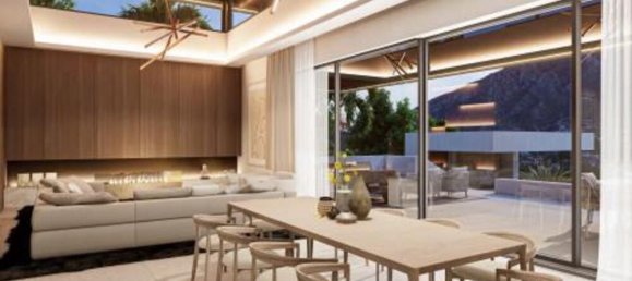 5 bedrooms House in Marbella, Spain No. 80630 5