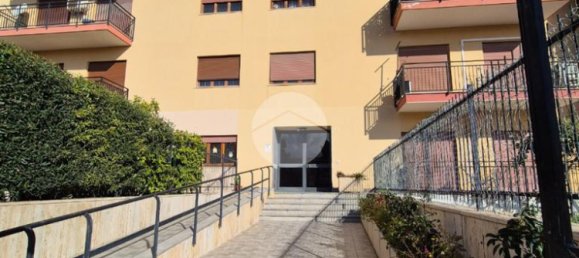 3 Schlafzimmer Wohnung in Palermo, Italy, Nr. 175256 6