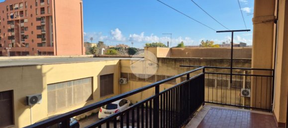 3 Schlafzimmer Wohnung in Palermo, Italy, Nr. 175256 16