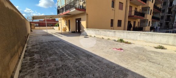 3 Schlafzimmer Wohnung in Palermo, Italy, Nr. 175256 3