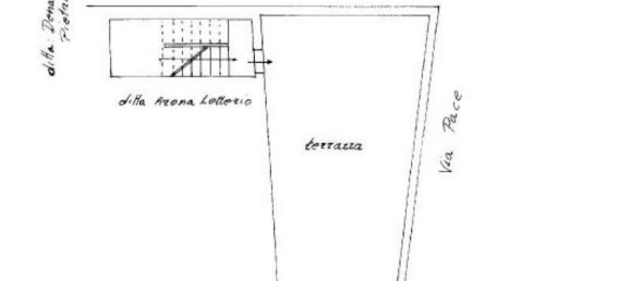 Casa de 5 habitaciónes en Messina, Italy No. 71594 16