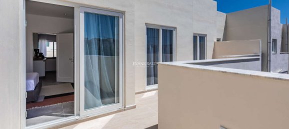 3 bedrooms Penthouse in Saint Julian's, Malta No. 10066 28