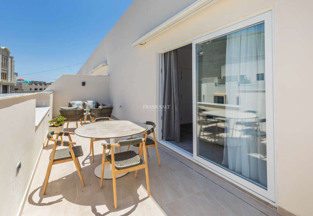 Ático de 3 dormitorios en Saint Julian's, Malta No. 10066