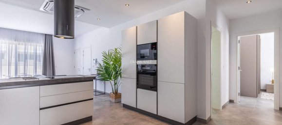 3 bedrooms Penthouse in Saint Julian's, Malta No. 10066 12