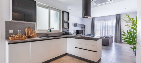 3 bedrooms Penthouse in Saint Julian's, Malta No. 10066 10