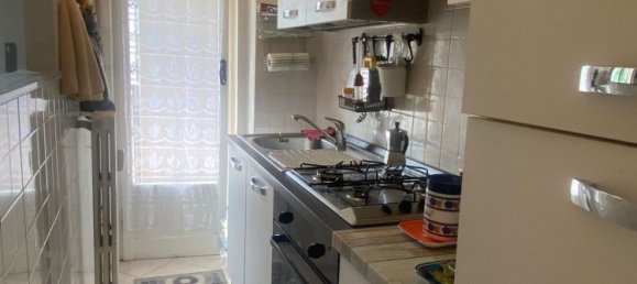 Квартира с 2 комнатами в Корсико, Италия № 318542 11