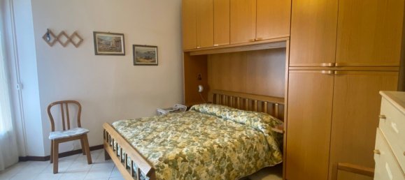 Квартира с 2 комнатами в Корсико, Италия № 318542 24