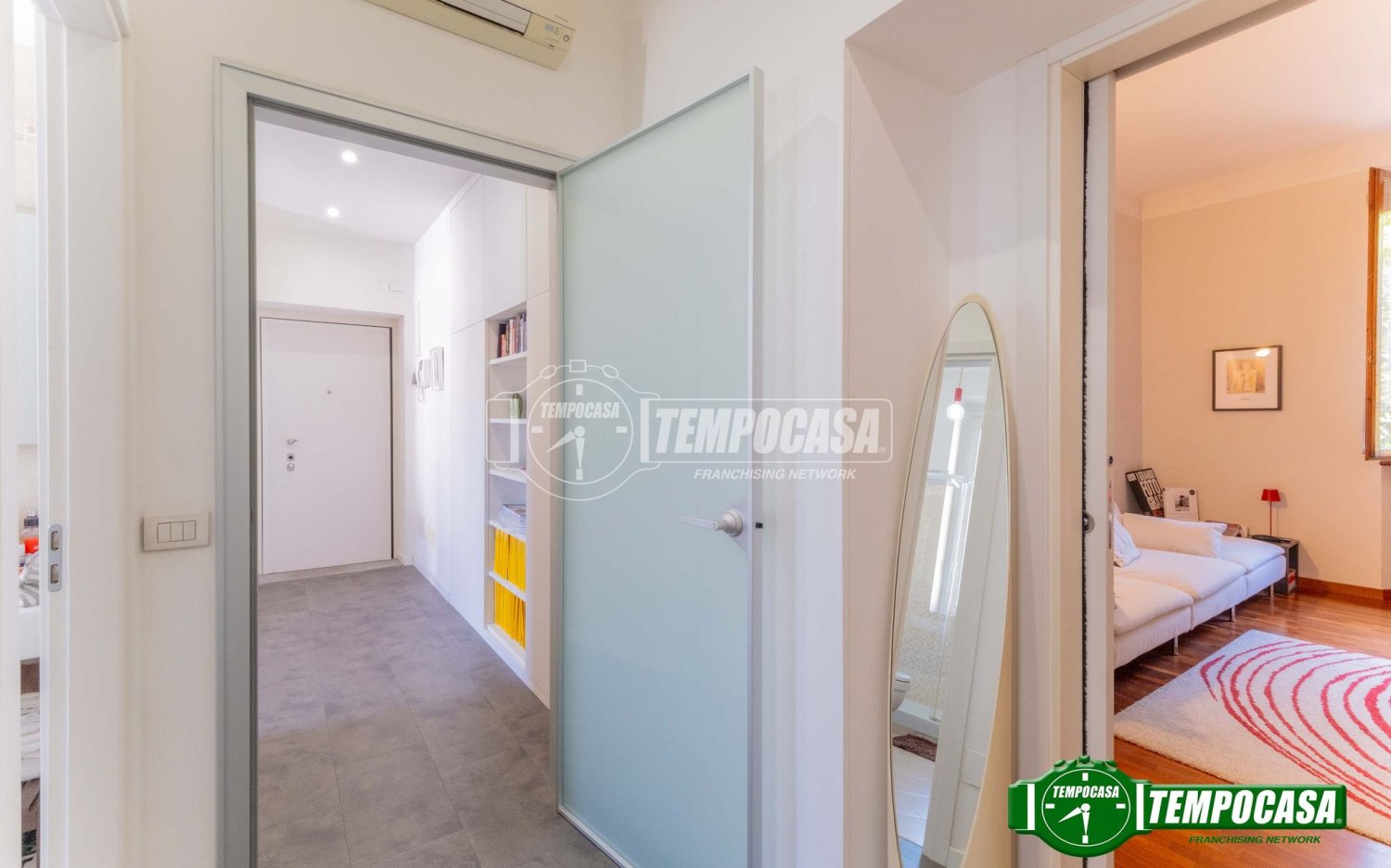 3-Zimmer Wohnung in Milan, Italy, Nr. 275860