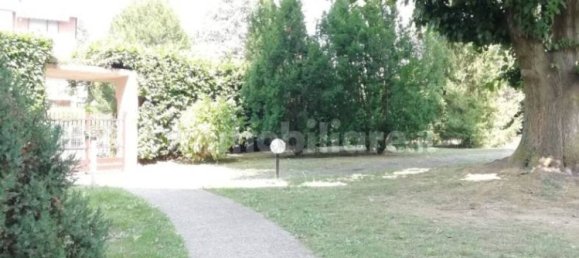 2 Schlafzimmer Wohnung in Carate Brianza, Italy, Nr. 314610 5