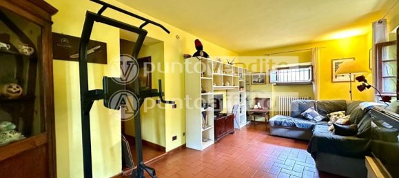 Вилла с 6 комнатами в Капаннори, Италия № 84048 43