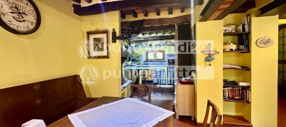 Вилла с 6 комнатами в Капаннори, Италия № 84048 9