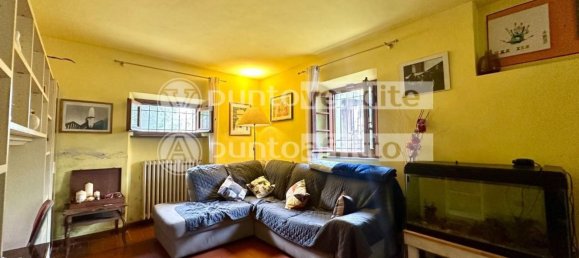 Вилла с 6 комнатами в Капаннори, Италия № 84048 16