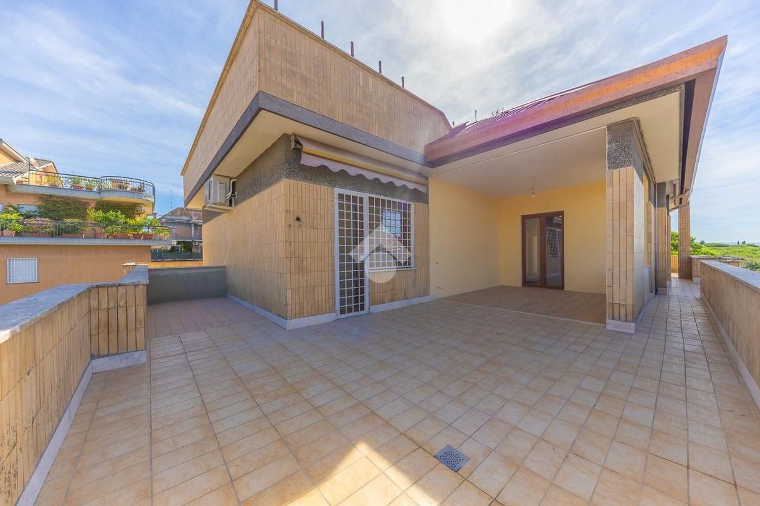 Пентхаус с 4 спальнями в Рим, Италия № 377759