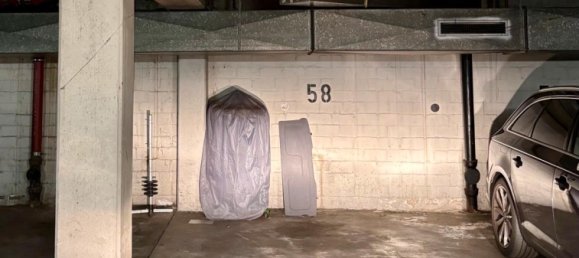 Parking à Mettmann, Germany No. 249625 2