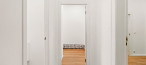 2 bedrooms Apartment in Lisbon, Portugal No. 74503 20