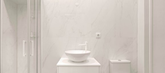 2 bedrooms Apartment in Lisbon, Portugal No. 74503 18