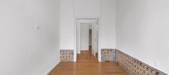 2 bedrooms Apartment in Lisbon, Portugal No. 74503 4