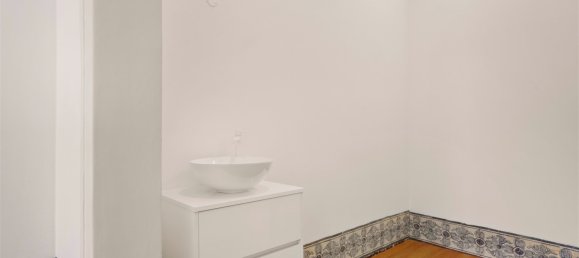 2 bedrooms Apartment in Lisbon, Portugal No. 74503 22