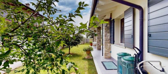 5 rooms Villa in Medolago, Italy No. 4759 15