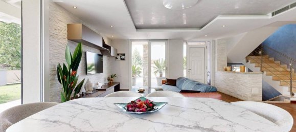 5 rooms Villa in Medolago, Italy No. 4759 79