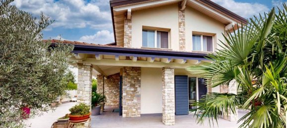 5 rooms Villa in Medolago, Italy No. 4759 26