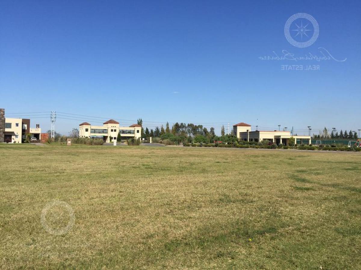  Land in Esteban Echeverria, Argentina No. 40753