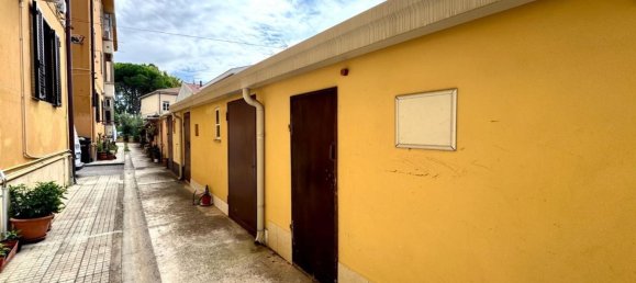 5 bedrooms Apartment in Pisa, Italy No. 374931 23