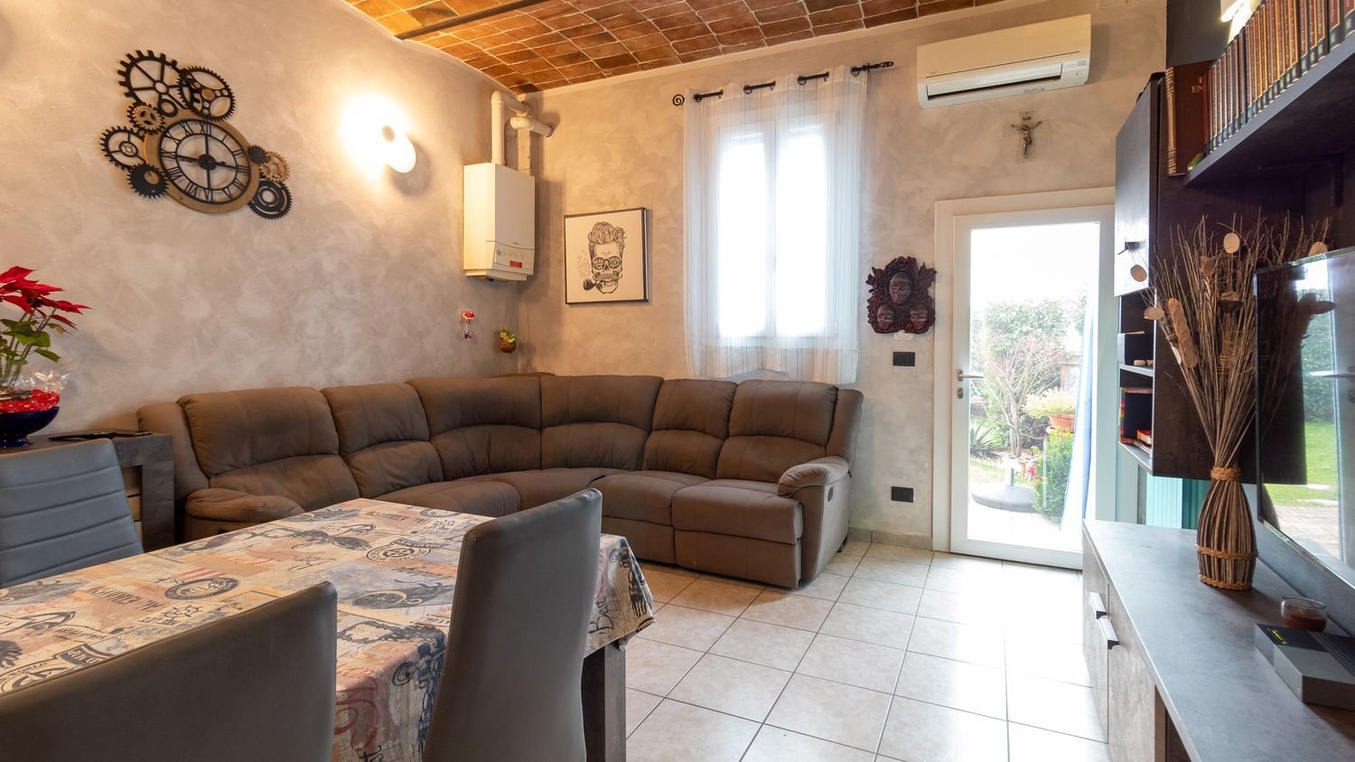 3 bedrooms Duplex in Baricella, Italy No. 347698