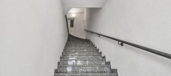 28 rooms Building in Dresden, Germany No. 72526 16