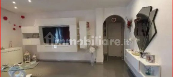 2 bedrooms Penthouse in Taranto, Italy No. 303195 4