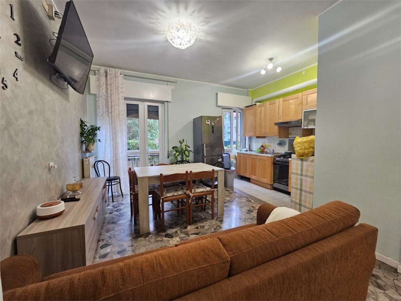 3 bedrooms Apartment in Bergamo, Italy No. 392329