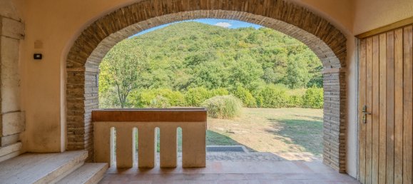 3 Schlafzimmer Haus in Spoleto, Italy, Nr. 328162 7