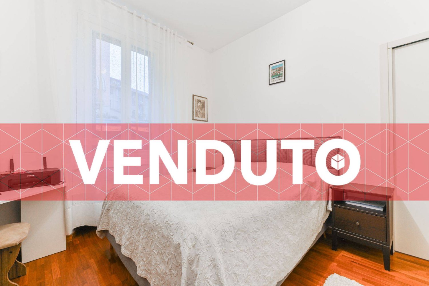 2-salle Appartement à Milan, Italy No. 241688