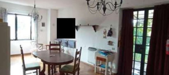 5 rooms Apartment in Vertemate con Minoprio, Italy No. 6777 36