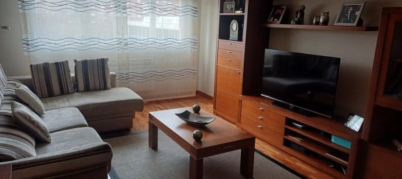 Apartamento de 3 dormitorios en Vitoria-Gasteiz, Spain No. 160006 11
