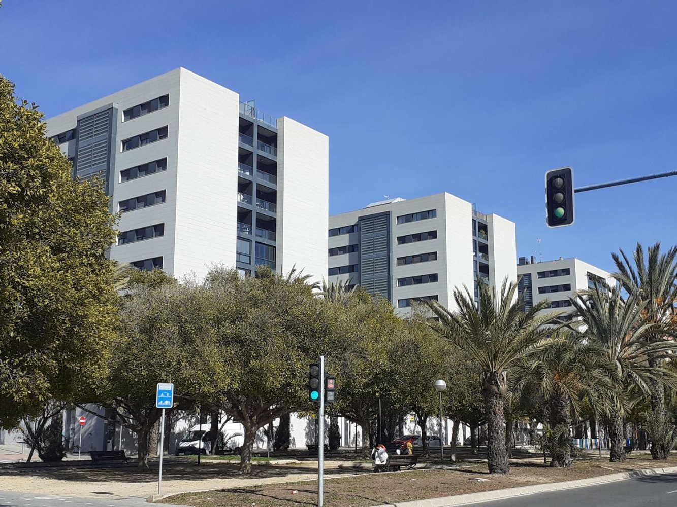 3 bedrooms Apartment in Alicante, Spain No. 279804