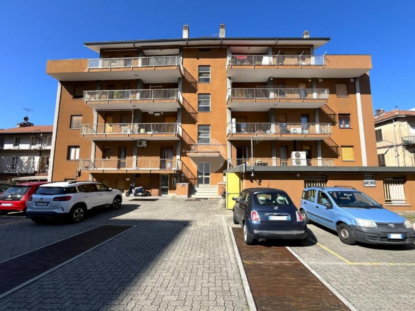 Apartamento T4 em Ivrea, Italy N.º 363182