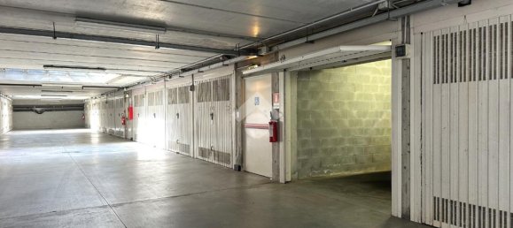 1 bedroom Apartment in Turin, Italy No. 263401 30