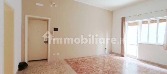 Apartamento de 2 dormitorios en Augusta, Italy No. 50719 12