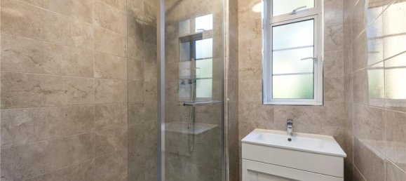 3 bedrooms Apartment in London, United Kingdom No. 3753 6