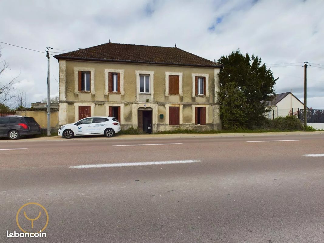 Дом с 5 спальнями в Ромийи-сюр-Сен, Франция № 72316