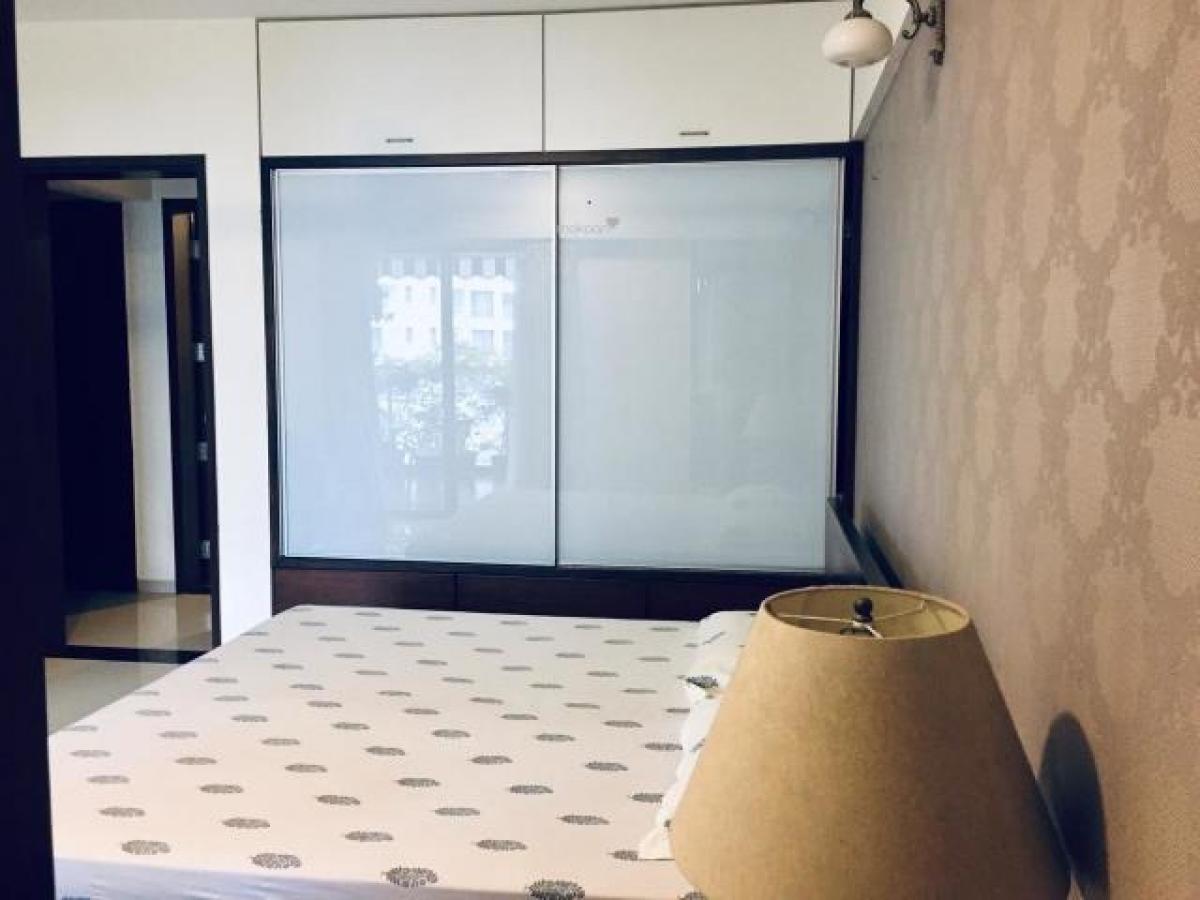 3 bedrooms House in Pune, India No. 2060