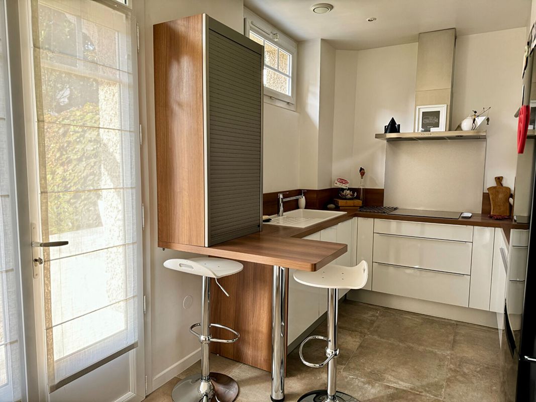 Casa T5 em Groslay, France N.º 178493