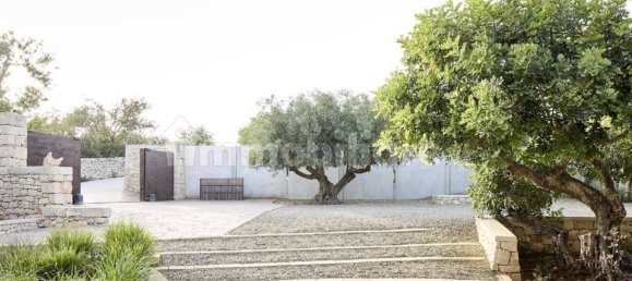 Вилла с 3 спальнями в Шикли, Италия № 172560 5