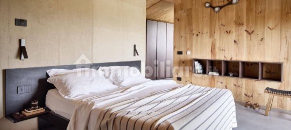 Вилла с 3 спальнями в Шикли, Италия № 172560 36