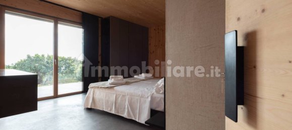 Вилла с 3 спальнями в Шикли, Италия № 172560 45